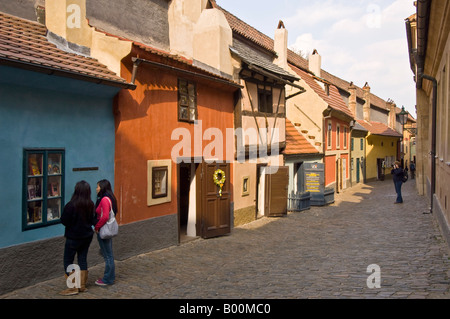 Golden Lane - Teil der Prager Burg-Anlage. Stockfoto