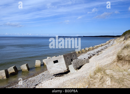 Einen Bunker am Strand von Roseisle Stockfoto