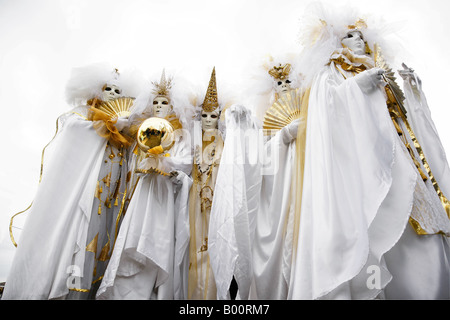 Gruppe der weißen Maske in Venedig Italien Stockfoto