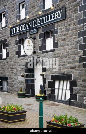 Oban Distillery ist eine Whisky-Destillerie in der schottischen Westküste Port von Oban. Stockfoto