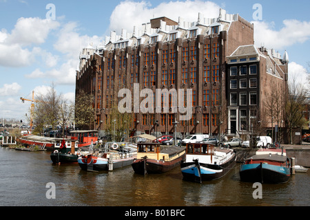 Hausboote vor Anker in den Waalseilandsgracht Amsterdam Niederlande Nord-Holland-Europa Stockfoto