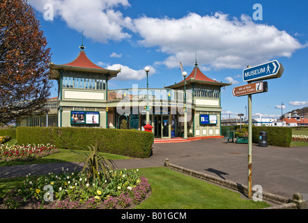 Isle of Bute Discovery Centre in Rothesay Wintergarten Gebäude in Rothesay Bute Schottland an einem sonnigen Frühlingstag Stockfoto