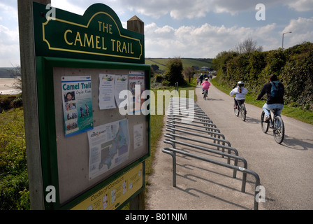 Radfahrer auf Camel Trail in der Nähe von Padstow, Cornwall Stockfoto