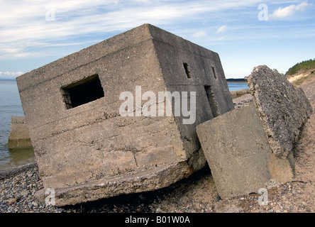 Einen Bunker am Strand von Roseisle Stockfoto