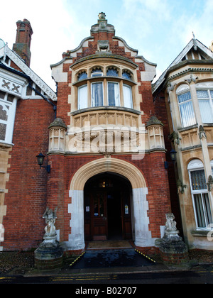 Der Eingang zum Herrenhaus, Bletchley Park, Bletchley, Milton Keynes, MK3 6EB Stockfoto