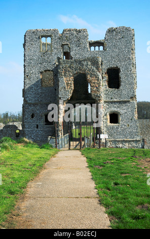 Ruine der inneren Torhaus von Baconsthorpe Burg, in der Nähe von Holt, Norfolk, Großbritannien. Stockfoto