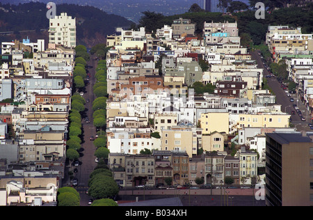 Fernsicht auf der Lombard Street in San Francisco, Kalifornien, USA. Stockfoto
