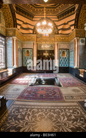 Arabische Halle Leighton House Museum Holland Park in London Stockfoto