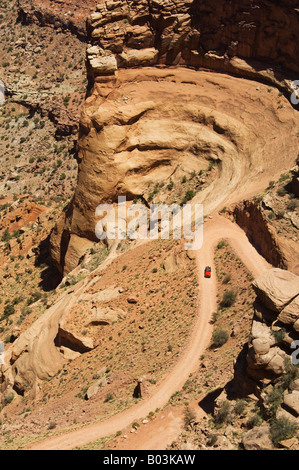 Shafer Trail Road von Shafer Canyon Overlook, Canyonlands. Stockfoto