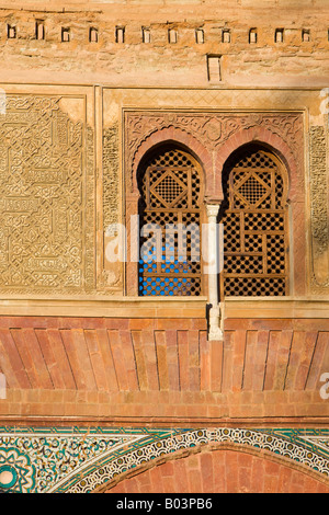 Windows The Wine Tor Puerta del Vino, führt durch die Alcazaba an der Alhambra (La Alhambra) Stockfoto