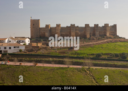 Castello (Schloss) de Banos De La Encina in der Stadt von Banos De La Encina, Provinz Jaén, Andalusien (Andalusien), Europa. Stockfoto