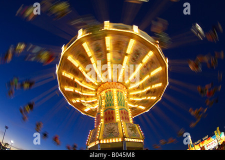 Schaukel-Fahrt in der Nacht, Toronto, Ontario, Kanada Stockfoto