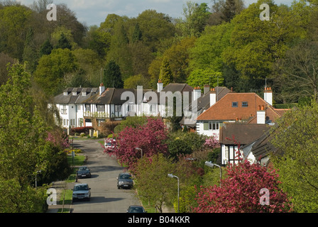 Wimbledon beherbergt großes freistehendes Familienhaus Großbritannien. Auf dem Weg zum Wimbledon Common South West London 2008 2000s HOMER SYKES Stockfoto