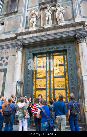 Bronze Osten Tür des Baptisteriums in Florenz, ein UNESCO-Weltkulturerbe, Provinz Florenz, Toskana Stockfoto