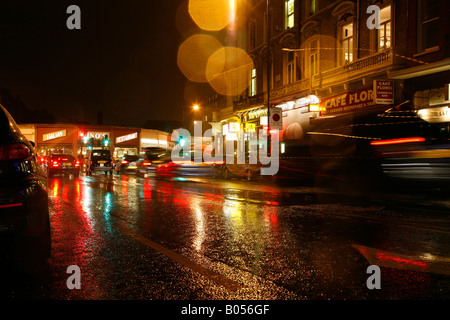 Regen-getränkten Harrington Road in South Kensington, London Stockfoto
