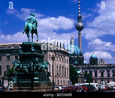 Ansicht der Humboldt-Universität, Unter Den Linden, Berlin, Deutschland Stockfoto