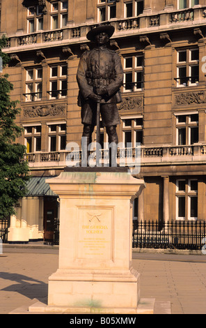 Die Gurkha-Soldaten Statue, Horse Guards, City of Westminster, London, England, UK Stockfoto