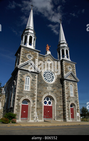 Kanada, Quebec, Charlevoix Region. Die Insel der L'isle-Aux-Coudres, St. Louis Church, c. 1748. Stockfoto