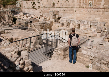 Ruinen aus der Zeit der Umayyaden im Jerusalem Archäologische Park an der südlichen Wand von Haram al Sharif Moschee Altstadt Ost Jerusalem Israel Stockfoto