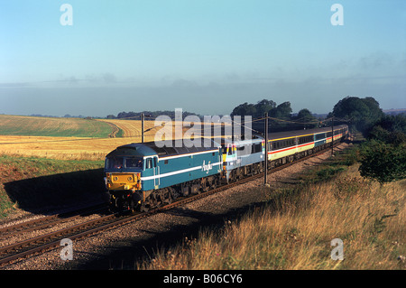 47714 und 90001 arbeiten einen umgeleiteten ein Anglia-Service in der Nähe von Littlebury. Stockfoto