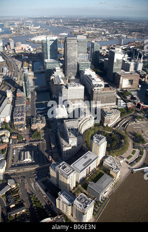 Luftbild Südosten West India Docks Hochhäusern Canary Wharf River Thames Millennium Dome North Greenwich London E14 SE1 Stockfoto
