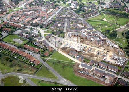 Luftbild Südwesten Vorstadtgehäuse und Bauarbeiten Queen Mary Road Sheffield S9 South Yorkshire Stockfoto