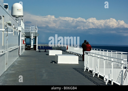 Segeln über Georgia Strait an Bord der BC Ferries MV Coastal Renaissance von Vancouver Island Stockfoto