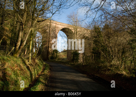 Glendun Viadukt am Abend, Nordirland. Stockfoto