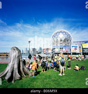 Schülerinnen und Schüler auf eine Exkursion, Telus World of Science in Vancouver, British Columbia, Kanada zu besuchen-Archivierung Bild Stockfoto