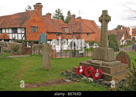 War Memorial Alfold Dorf Surrey UK Stockfoto