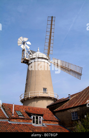 DENVER TURM WINDMÜHLE. DENVER. NORFOLK. ENGLAND. UK Stockfoto