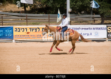 Israel Kibbutz Alonim israelischen Reitsport Organisation Westernstil Reining Wettbewerb Alter 15. April 2008 Stockfoto