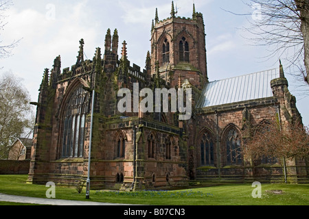 NANTWICH CHESHIRE April die ungewöhnliche achteckige Glockenturm von der 14thc Pfarrkirche St. Mary Stockfoto