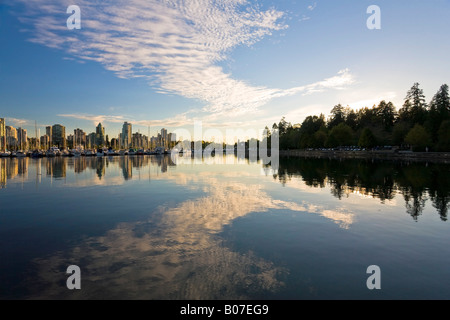 Downtown Vancouver Skyline und Coal Harbour, Vancouver, Britisch-Kolumbien, Kanada Stockfoto
