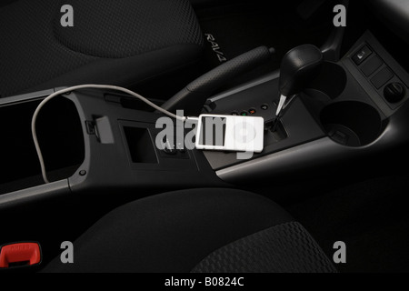 2008 Toyota RAV4 V6 Sport in grau - Typenschilder Jack Requisiten Stockfoto