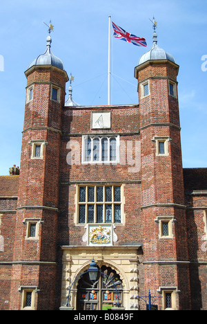 Des Abtes Krankenhaus Fassade, High Street, Guildford, Surrey, England, Vereinigtes Königreich Stockfoto