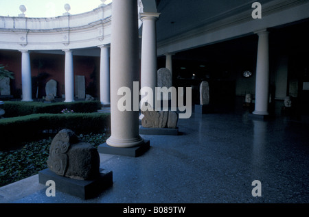 Maya-Skulpturen im Nationalmuseum für Archäologie oder Museo Nacional de Arqueologia y Etnologia Guatemala City, Guatemala Stockfoto