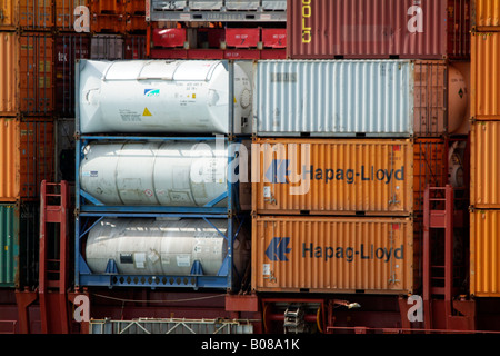 Ladung an Bord der Gesellschaft Hapag-Lloyd Container Carrier Heidelberg Express Stockfoto