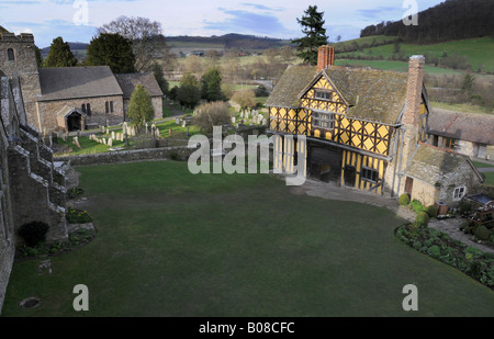 Stokesay Castle Torhaus aus dem Südturm. Stockfoto