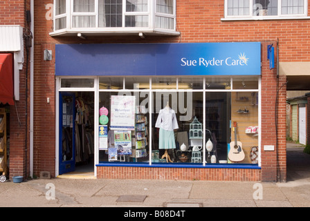 Sue Ryder Care Shop in Aldeburgh, Suffolk, Uk Stockfoto