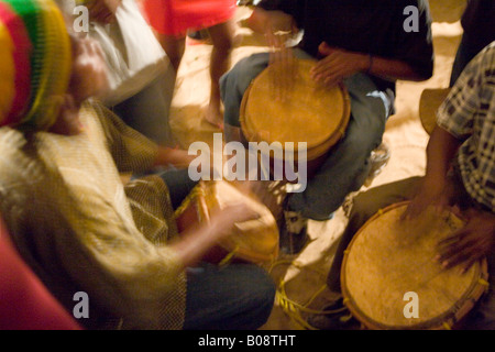 Drum Circle, Garifuna Settlement Day, jährliche Festival im Ende November, Hopkins, Stann Creek District, Belize Stockfoto