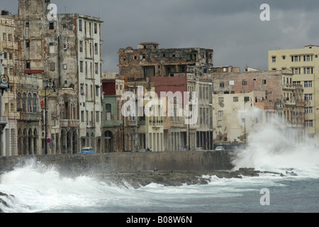 Sturm über Malecon in Havanna, Kuba, La Habana Stockfoto