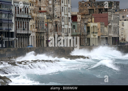 Sturm über Malecon in Havanna, Kuba, La Habana Stockfoto