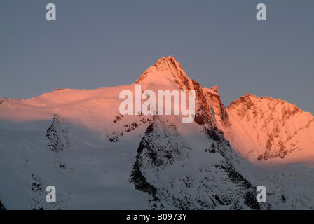 Mt. Großglockner gesehen vom Franz-Josefs-Hoehe, Glockner Gruppe, Carnithia, Austria, Europe Stockfoto