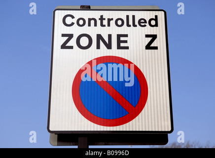 Schild mit kontrollierter Parkzone in Brighton UK Stockfoto