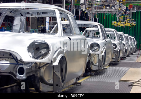 Mini Clubman-Produktionslinie im BMW-Werk in Cowley, Oxford UK Stockfoto