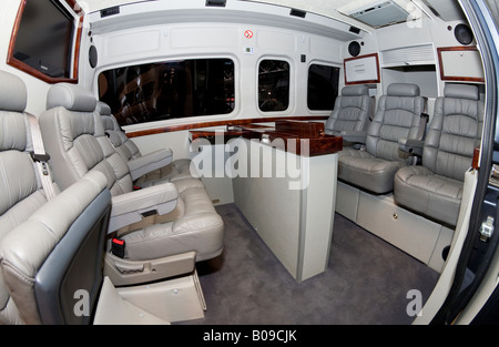 2008-LDV Maxus Luxus-Mini-Bus auf der Commercial Vehicle Show, NEC Birmingham, UK anzeigen Stockfoto