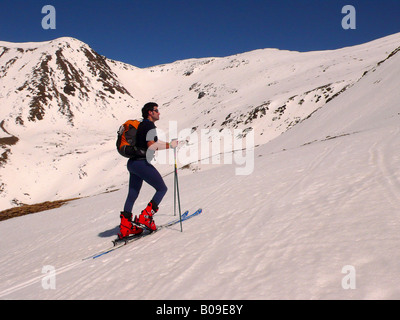 Skifahrer, trekking im Puigmal Berg Pyrenäen Lerida Katalonien Spanien Stockfoto