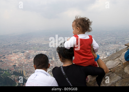 Aussicht vom Gipfel des Cerro de Monserrate, Bogota, Kolumbien Stockfoto