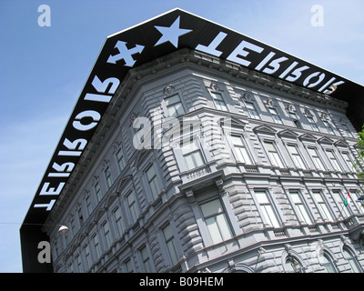 BUDAPEST, UNGARN. Das "Haus des Terrors" Museum und Denkmal für faschistischer und kommunistischer Unterdrückung auf Andrassy Utca. Stockfoto